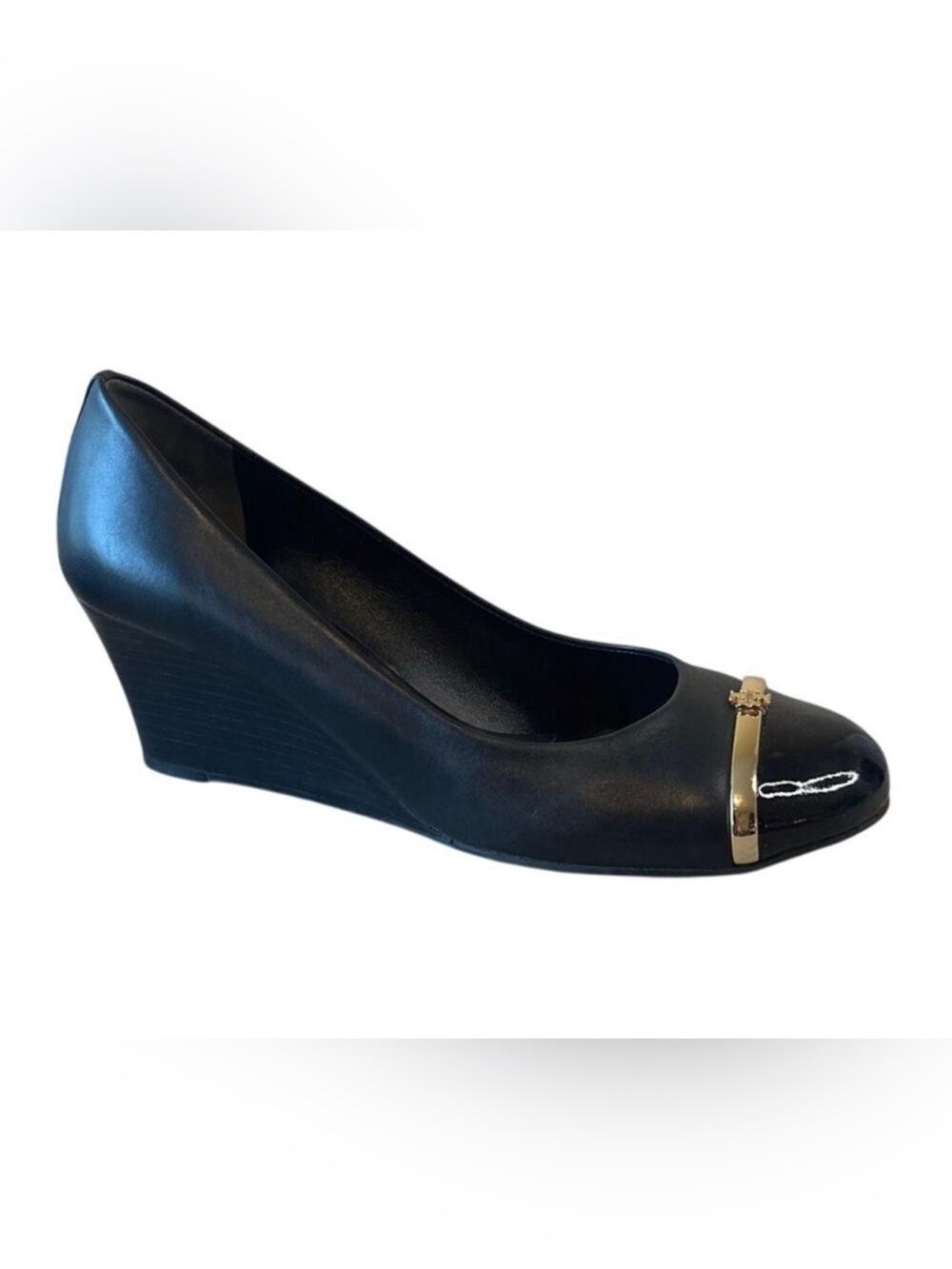 Tory Burch Pacey Wedge Pumps Black Cap Toe 7.5 Gold Logo